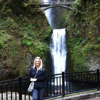 Multnomah Falls - Old photo, but was fun day at the falls. - Hiking Near Me - Bridal Veil, Oregon Multnomah Falls - Old photo, but was fun day at the falls. - Hiking Near Me - Bridal Veil, Oregon
