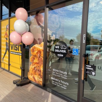 Crumbl - Concord - Outside (next to Mod's Pizza) - Bakeries Near Me - Concord, California