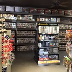 Deuces Wild Games and Souvenirs