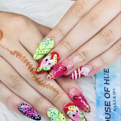House of Hue Nails & Spa