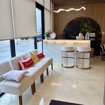 Milla Beauty Lounge - Lobby - Skin Care Near Me - Omaha, Nebraska Milla Beauty Lounge - Lobby - Skin Care Near Me - Omaha, Nebraska