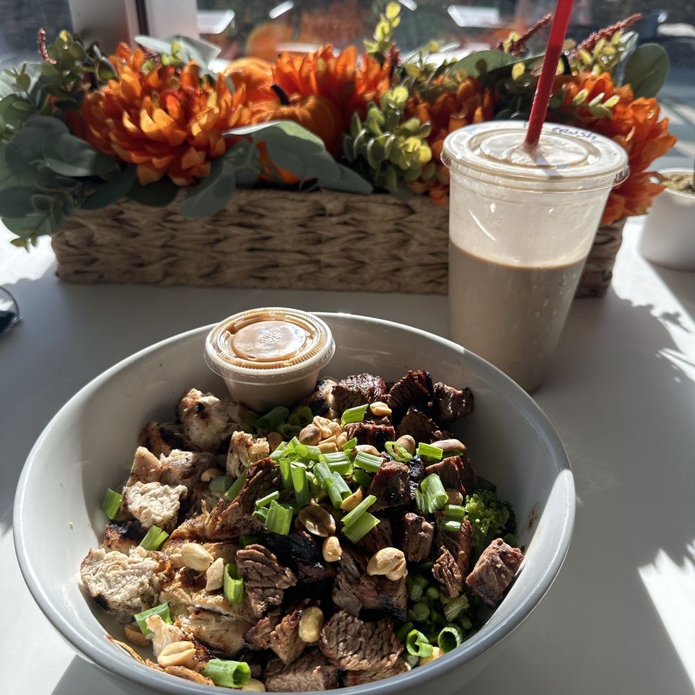 Thai Monster and Chocolate PB Crush smoothie Thai Monster and Chocolate PB Crush smoothie