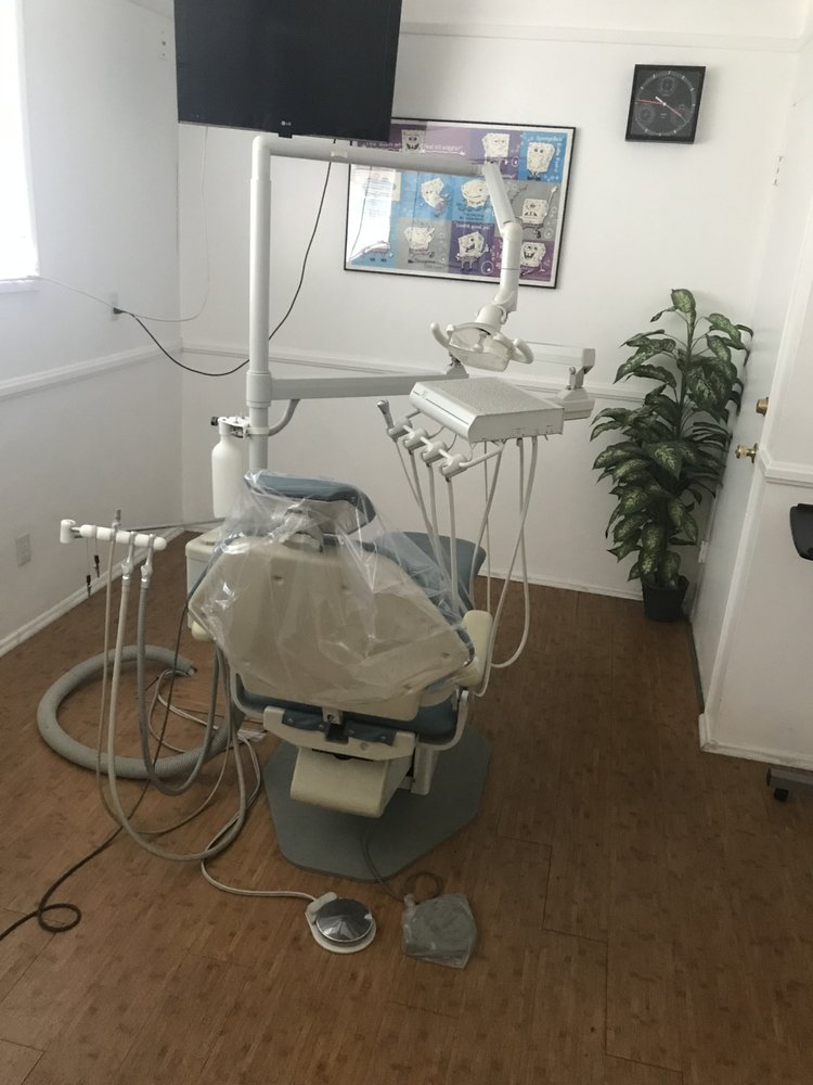 FABULOUS DENTAL Updated October 2024 8052 Vineland Ave, Sun Valley