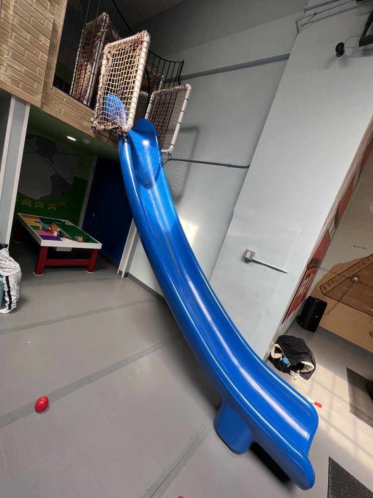 Kid’s Play World Logo