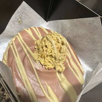 Bake - Dubai Chocolate Cookie - Desserts Near Me - Las Vegas, Nevada