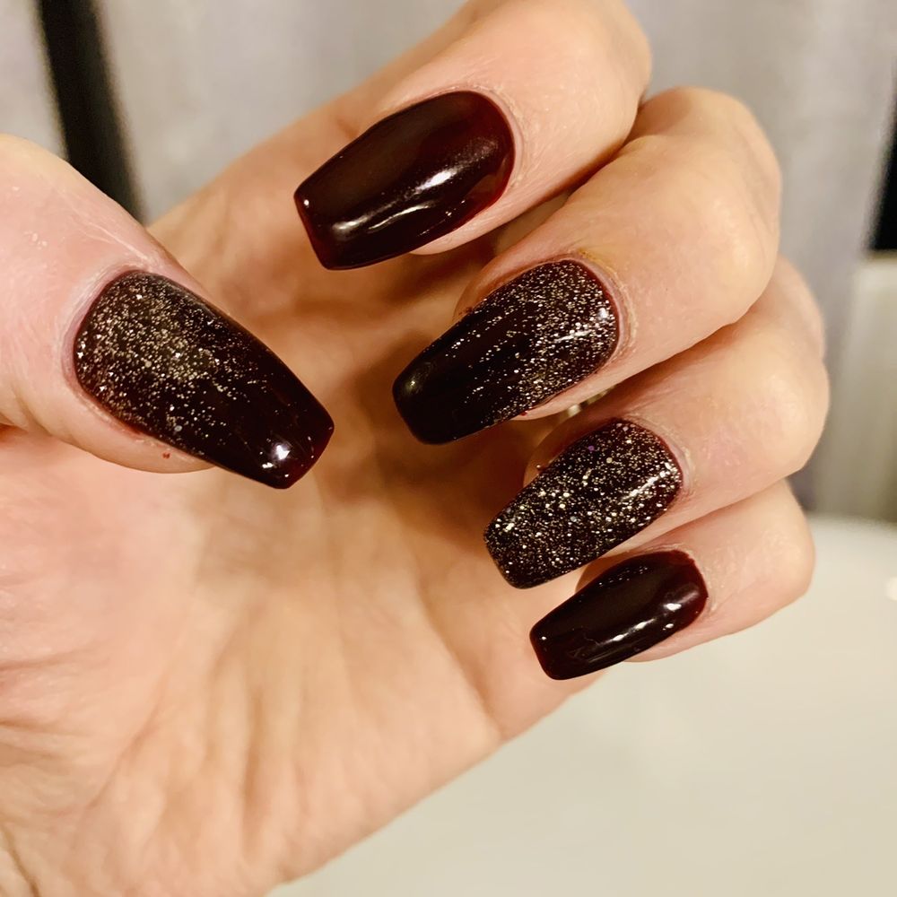 Winter nails with glitter Winter nails with glitter
