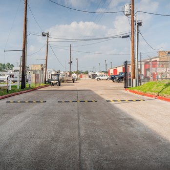 Northpark Storage - Self Storage Near Me - Kingwood, Texas