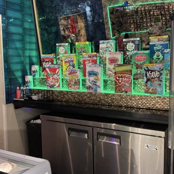 Alien Treats - Candy Stores Near Me - Orlando, Florida Alien Treats - Candy Stores Near Me - Orlando, Florida
