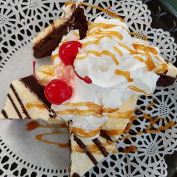Harpersfield Vineyard & Winery - The brownie sundae! - Wineries Near Me - Geneva, Ohio Harpersfield Vineyard & Winery - The brownie sundae! - Wineries Near Me - Geneva, Ohio