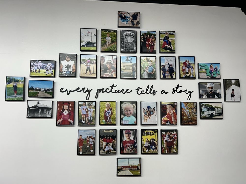 The Purple Pig Cafe Logo