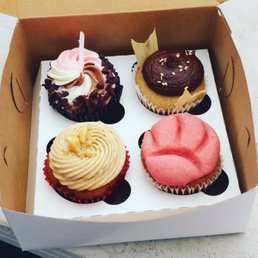 Duvalin, tamale & mole, marzapan, and concha cupcakes. Duvalin, tamale & mole, marzapan, and concha cupcakes.