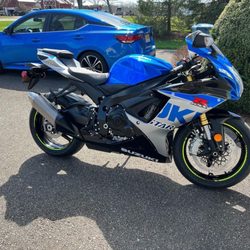 Burger's Motorcycle Sales & Service - 2022 gsxr 750.