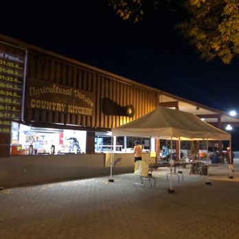 3 Days At The Fair Country Kitchen - the outside of the restaurant - American Near Me - Augusta, New Jersey