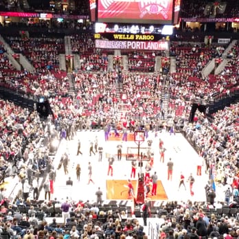 Moda Center - Stadiums & Arenas Near Me - Portland, Oregon