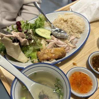 A Ma Chicken Rice - Combo chicken rice - Asian Fusion Near Me - Redmond, Washington