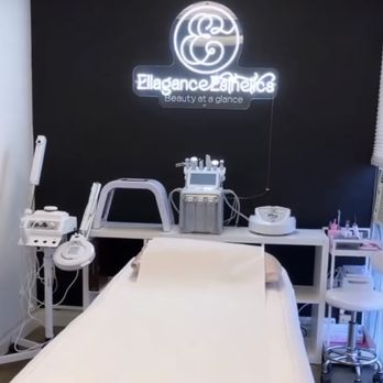 Ellagance Esthetics - Treatment Room - Estheticians Near Me - Burlingame , California Ellagance Esthetics - Treatment Room - Estheticians Near Me - Burlingame , California