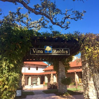 Grapeline Wine Tours - Wine Tours Near Me - Paso Robles, California