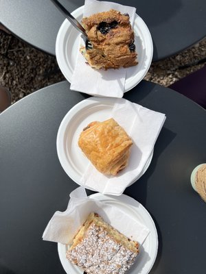 Violette's Bakery Cafe by null