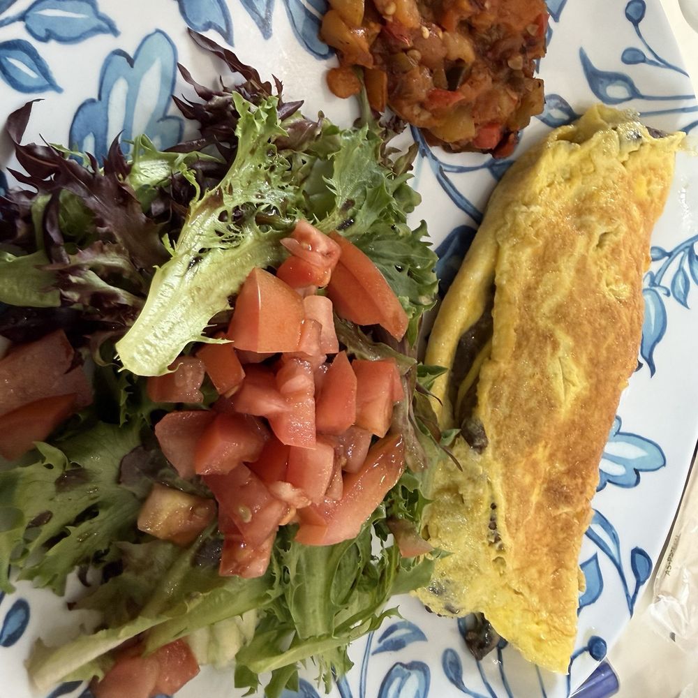 Mixed mushroom salmon omelet