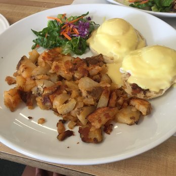 The Corner - Eggs benny - Breakfast & Brunch Near Me - Milford, Connecticut The Corner - Eggs benny - Breakfast & Brunch Near Me - Milford, Connecticut
