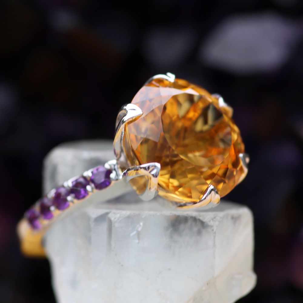 Sai Pierce Citrine IDEE