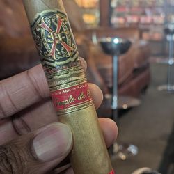 Arlington Pipe & Cigar Lounge