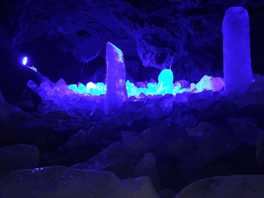 Narusawa Ice Cave by null