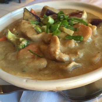 Banana Leaf Asian Cuisine - Thai green curry chicken at Banana Leaf Asian Cuisine - Asian Fusion Near Me - Hamilton, Ontario Banana Leaf Asian Cuisine - Thai green curry chicken at Banana Leaf Asian Cuisine - Asian Fusion Near Me - Hamilton, Ontario