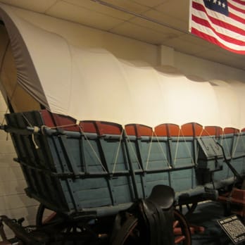 Car and Carriage Caravan Museum - Museums Near Me - Luray, Virginia
