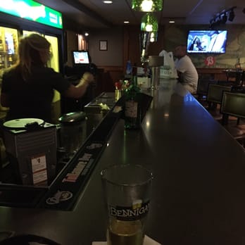 Bennigan's - Sitting at the bar loving life. Ain't it great! - American Near Me - Clear Lake, Iowa