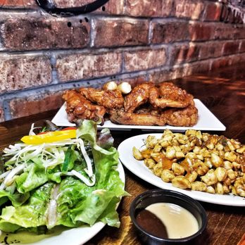 Market Eatery - Lettuce wraps from Big Bowls, Little Plates and Soy Garlic Wings from Koko Chicken - Food Court Near Me - Paramus, New Jersey
