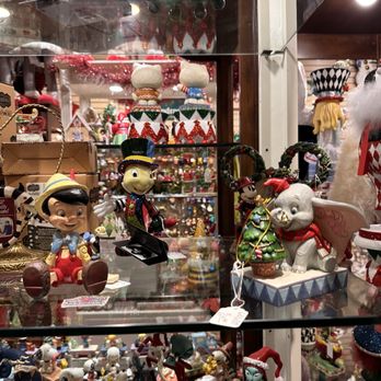 Christmas Quarters - Perfume Near Me - New Orleans, Louisiana Christmas Quarters - Perfume Near Me - New Orleans, Louisiana