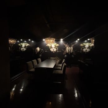 Dearly Beloved - Inside - Cocktail Bars Near Me - Chicago, Illinois