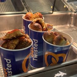 Auntie Anne's - Mini pretzels