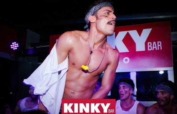 Kinky Bar by null