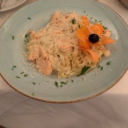 Pizzeria Pomodoro - Tagliatelle salmone