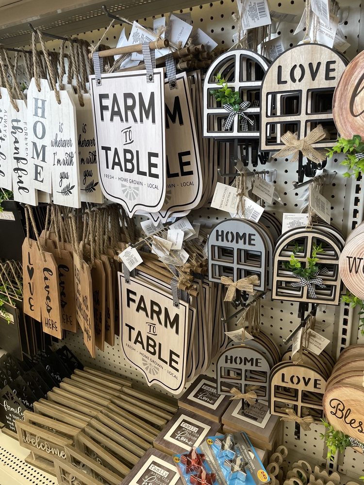 DOLLAR TREE Updated June 2024 5280 W Main St, Kalamazoo, Michigan