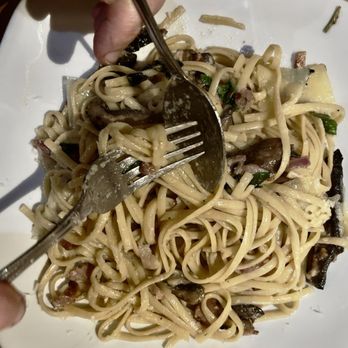 Tre Pazzi Trattoria - Portobello Pasta - Italian Near Me - Auburn, California Tre Pazzi Trattoria - Portobello Pasta - Italian Near Me - Auburn, California