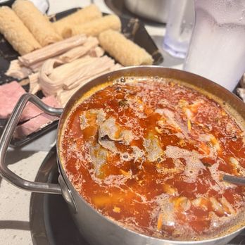 Hot N Roll Hot Pot - Hot and Spicy Butter Sczechuan - Chinese Near Me - Ellicott City, Maryland Hot N Roll Hot Pot - Hot and Spicy Butter Sczechuan - Chinese Near Me - Ellicott City, Maryland