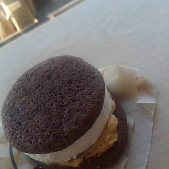 The Good Batch - Mini Caramel Brownie Crunch Ice Cream Sandwich - Bakeries Near Me - Brooklyn, New York