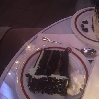Cafe Intermezzo - Mint Chocolate Chip Cake - Coffee & Tea Near Me - Dunwoody, Georgia
