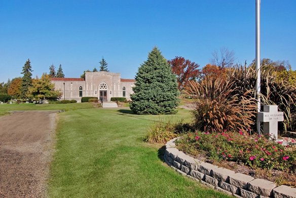 DAVISON-FULTON WOODLAND CHAPEL - Updated October 2025 - 13 Photos ...