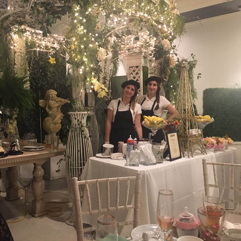 For amazing Nutella crepes and delicious espresso at any event, can't go wrong with Bon Cafetit!