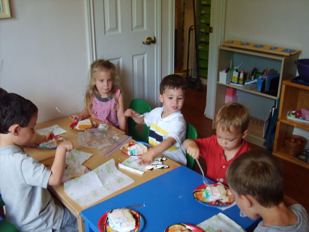 Smart Steps Montessori School - childcare center in Round Rock, TX