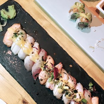 Saku Sushi - Assorted aburi - Sushi Bars Near Me - Toronto, Ontario Saku Sushi - Assorted aburi - Sushi Bars Near Me - Toronto, Ontario