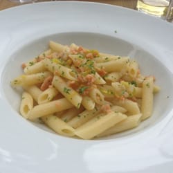 L'huile sur Le Feu - Penne au saumon et huile de citron
