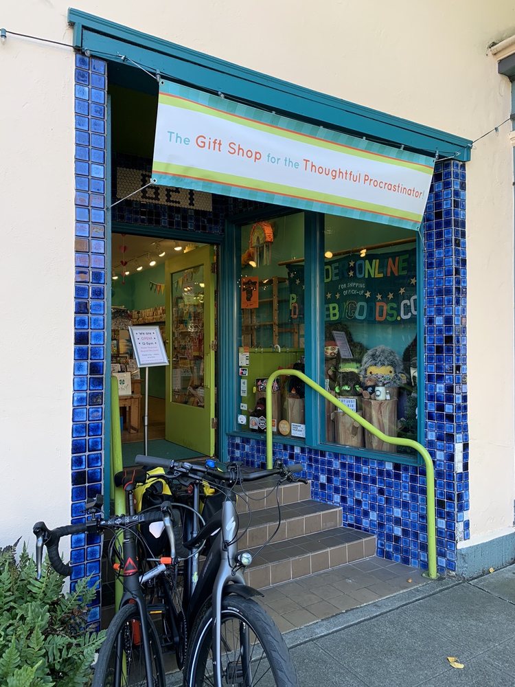 PORTAGE BAY GOODS Updated August 2024 47 Photos & 65 Reviews 621