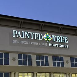 Painted Tree Boutiques - Buford - Outside appearence