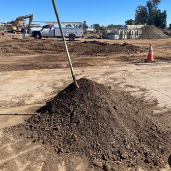 Eastman Soil Amendments - Our 1/2 yard of potting mixture. The shovel is theirs. - Nurseries & Gardening Near Me - San Marcos, California