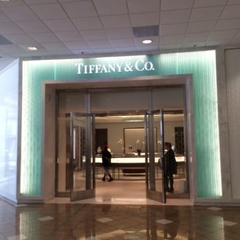 Tiffany & Co - Interior entrance of Tiffany's - Jewelry Near Me - New Orleans, Louisiana Tiffany & Co - Interior entrance of Tiffany's - Jewelry Near Me - New Orleans, Louisiana